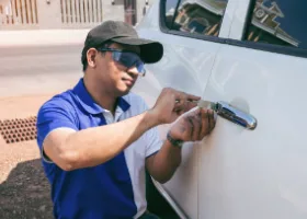 Car Locksmith in Pleasure Point, CA